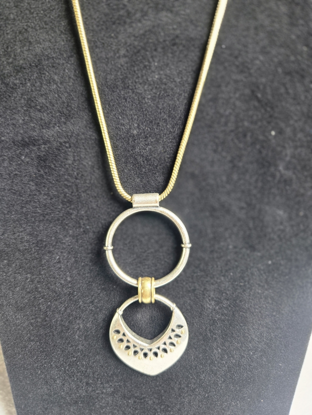 LUCKY  Adj Two Tone Chain Pendant Necklace w/ Drop Silver Accents MUST SEE GUC - Picture 6 of 13